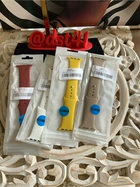 💥42/44mm Silicone Watch Band Replacement - Yellow, Beige, White, Red